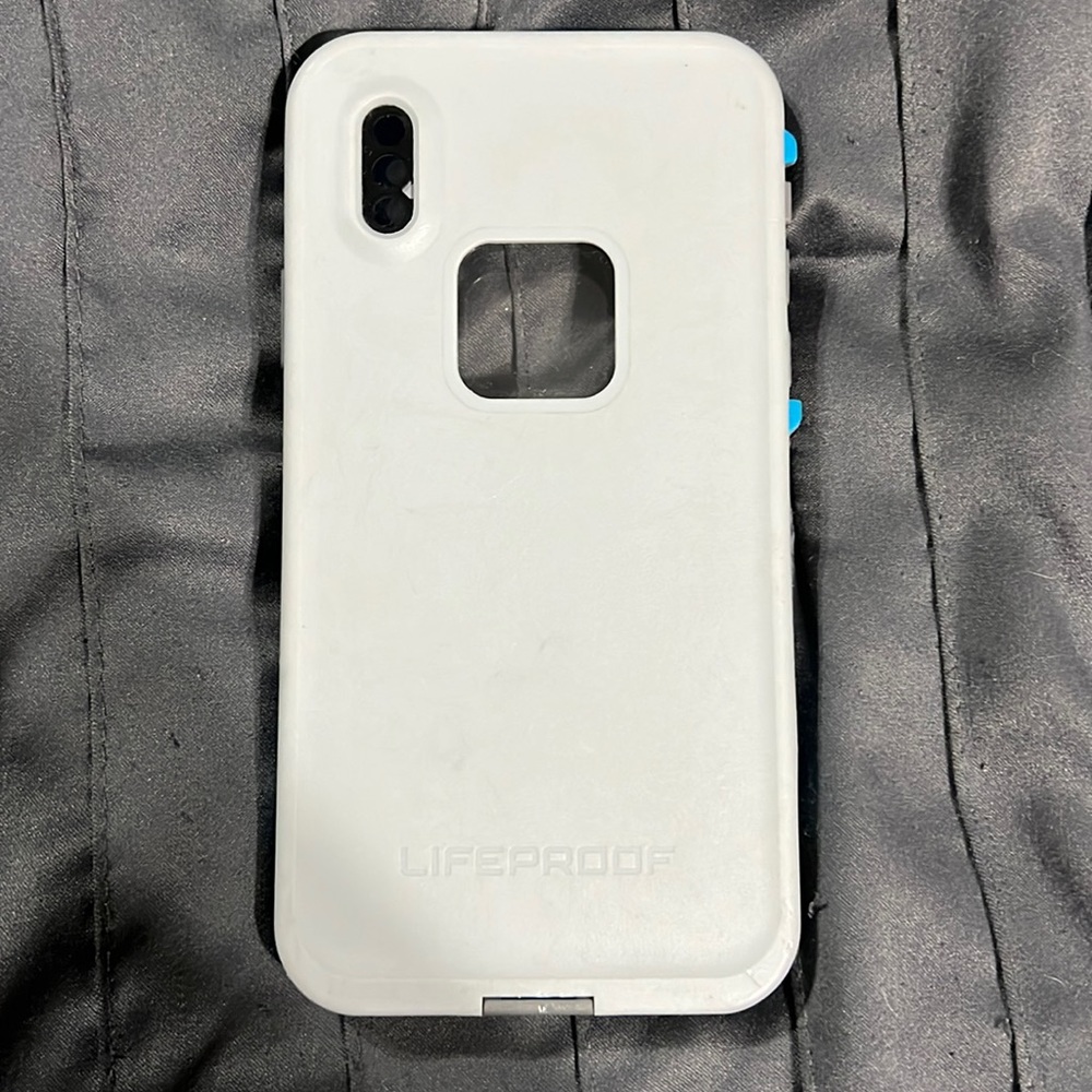 Life Proof IPhone Case - Picture 4 of 4